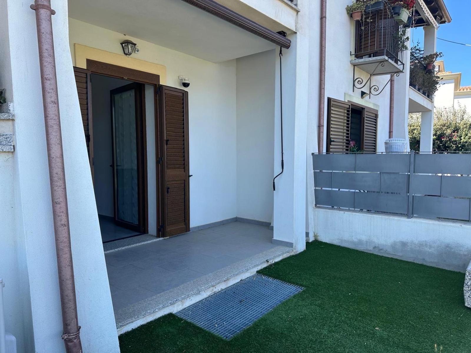 Diletta Apartment Tortoli Exterior photo